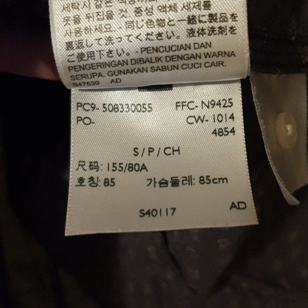 Levis Mini Floral Pattern Button Down Cotton Shirt - image 3